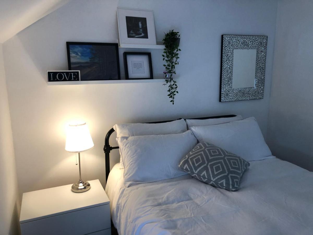 Seren Cottage Llangefni Bagian luar foto